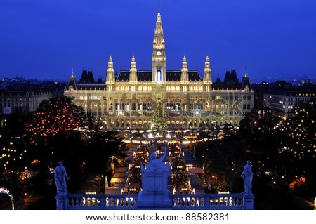 Vienna's Town Hall (Rathaus) with Christmas Market in front