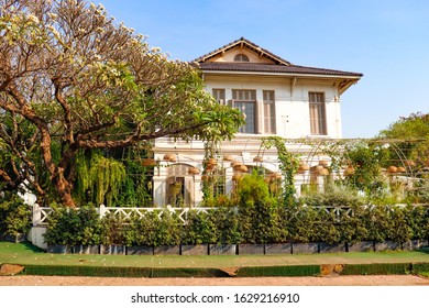 Vientiane, Laos - Jan, 29, 2020: A Beautiful View Of The City And It Buildings, Bars, Hotels And Restaurants.