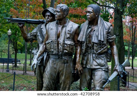 Vietnam Memorial Statue