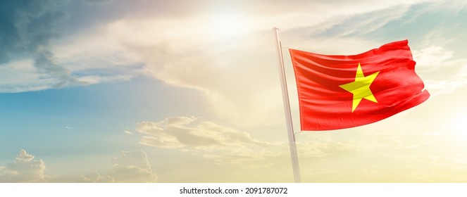 1,201 Vietnam flag flying Images, Stock Photos & Vectors | Shutterstock