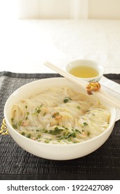 Vietnamese Instant Pho Rice Noodles In White Bowl