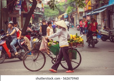 vietnamese street  vendor
