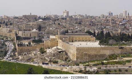 View from above, stunning view of the Jerusalem skyline