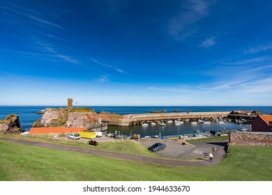 150 Dunbar Harbour Images, Stock Photos & Vectors | Shutterstock