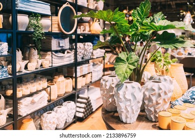 View of assortment of decor for interior shop in store of shopping center. Home accessories and household products in store of shopping centre. View of home accessories in shop fashion retail store - Shutterstock ID 2133896759