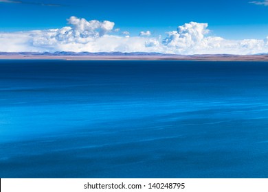 View Of Bam Co Lake In Nagqu County Tibet