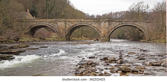 A view of the bridge over the River Swale at Richmond, North Yorkshire - Shutterstock ID 342315425