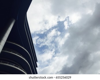 View of the building and sky
