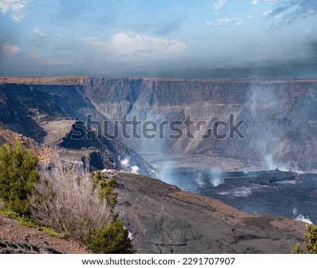 View of the caldera of the Kilauea volcano, the most active of the five volcanoes that form Hawaii island, Hawaii Volcanoes National Park, USA