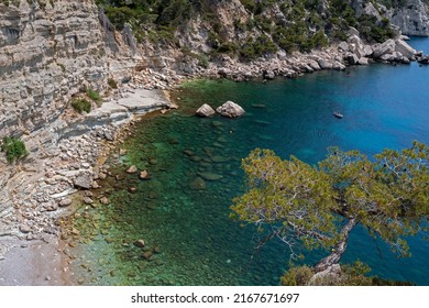Aussicht auf die Küste Calanques der Côte Azur bei Marseille in Südfrankreich
