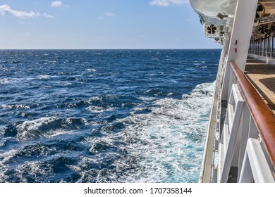 61 Cruize Ship In Ocean Images, Stock Photos & Vectors | Shutterstock