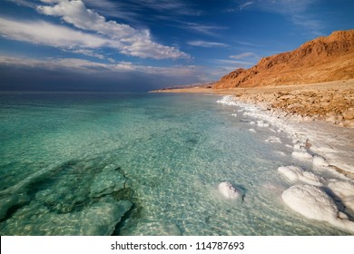Veduta della costa del Mar Morto
