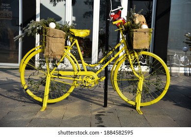 yellow bike basket