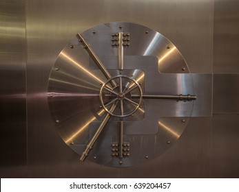 View of the door of a big vault
