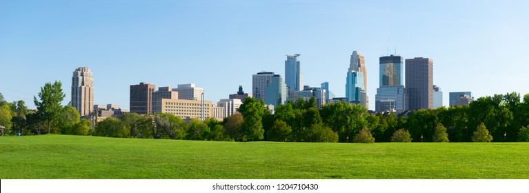 View Of Downtown Minneapolis From Boom Island Park