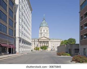 A view of downtown Topeka Kansas with the State Capitol Building visible