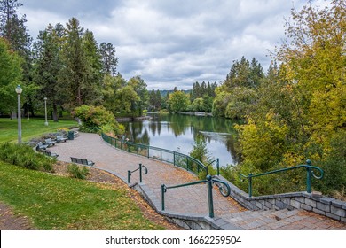 View of Drake Park and Mirror Pond in downtown Bend Oregon.