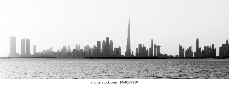 6,630 Dubai skyline white Images, Stock Photos & Vectors | Shutterstock