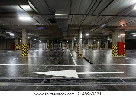 Similar – one-way Parking garage