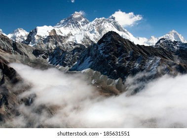 view of everest from gokyo ri - way to Everest Base Camp - Nepal