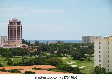 View Of A Five Star Hotel In Boca Raton, Florida