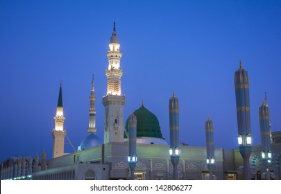 Masjid Nabvi Pic Nabvi Images Stock Photos Vectors Shutterstock