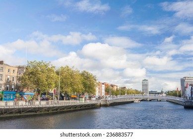 View Of Hapenny Bridge Over Liffey River In Dublin, Ireland