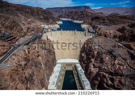 View of Hoover Dam in Nevada with Lake Mead in background.