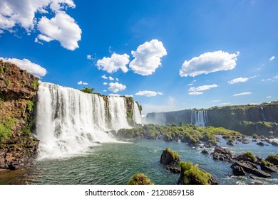 View Of The Iguazu Falls, Border Between Brazil And Argentina. The Falls Are One Of The Seven Wonders Of The World And Are Located In The Iguaçu National Park, A UNESCO World Heritage Site.