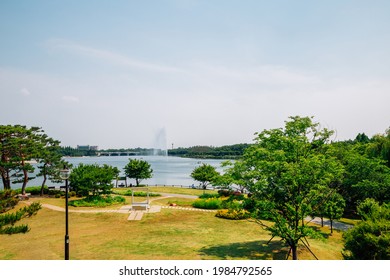 View Of Ilsan Lake Park In Goyang, Korea