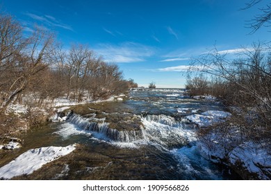 237 Niagara west Images, Stock Photos & Vectors | Shutterstock