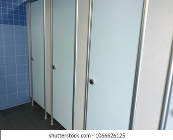 View Inside A Lavatory On A Roadhouse