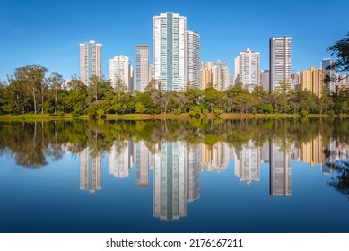 View Of Igapó Lake In The City Of Londrina, Brazil.