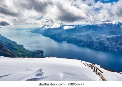 Garda Lake Winter Images Stock Photos Vectors Shutterstock