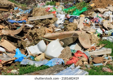 5,449 Land plastic pollution Images, Stock Photos & Vectors | Shutterstock