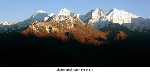 View From Langtang To Ganesh Himal