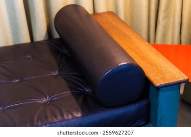 View of the leather sofa