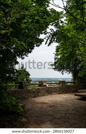 View of lookout point in Mount Nemo Conservation Area, Burlington.