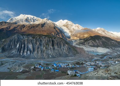 View of Manang valley and Annapurna mountains range. Annapurna circuit trek, Nepal