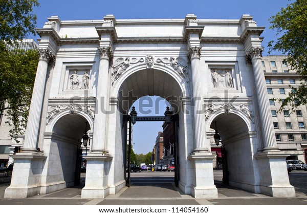 A view of Marble Arch in\
London.