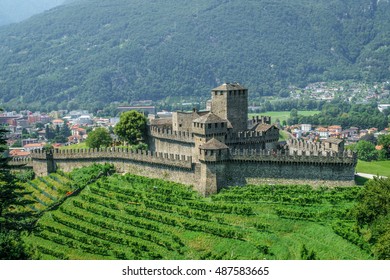 Bellinzona Schweiz Stock Photos Images Photography Shutterstock