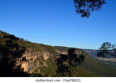 A view from Mitchell Pass Lookout in the Blue Mountains of Australia