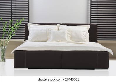 8,894 Divan Bed Images, Stock Photos & Vectors | Shutterstock