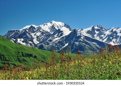 Vue du massif du Mont Blanc depuis les Saisies, Alpes, France