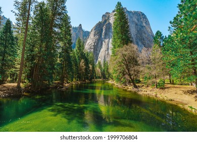 View of the mountain landscape and the river between the mountains in Yosemite National Park - Powered by Shutterstock