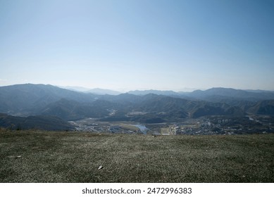 View of the mountain range in autumn