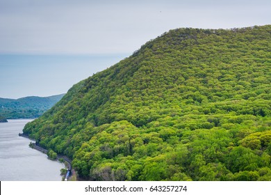 View Of Mountains Along The Hudson River From Storm King State Park, New York.