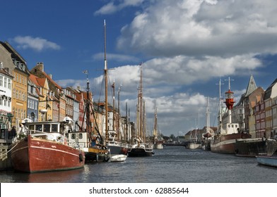 View of the Nyhavn district in Copenhage, Denmark in a sunny day 01