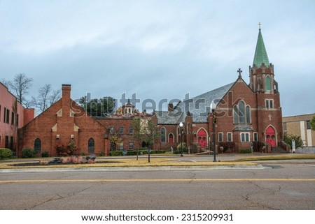 View of the Olive Street in Texarkana Texas with St James' Anglican Church from Texarkana, Arkansas, USA