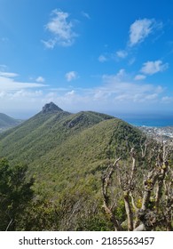 View On Moutain, Hikes In Sint Maarten